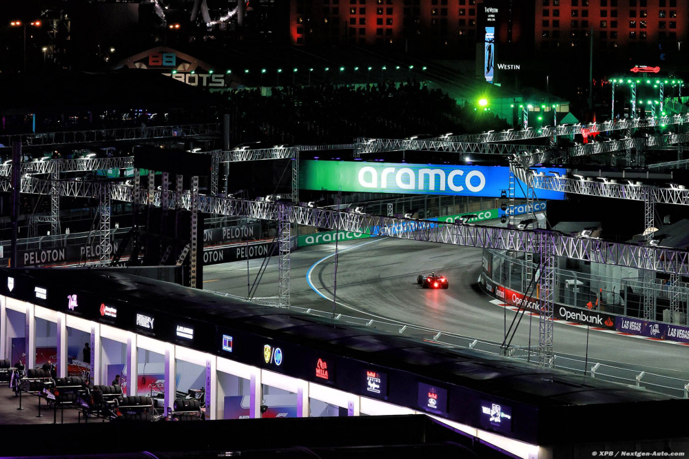 ‘Cirque du Soleil', asphalte, froid en tribunes : Las Vegas, un GP de F1 à revoir ?