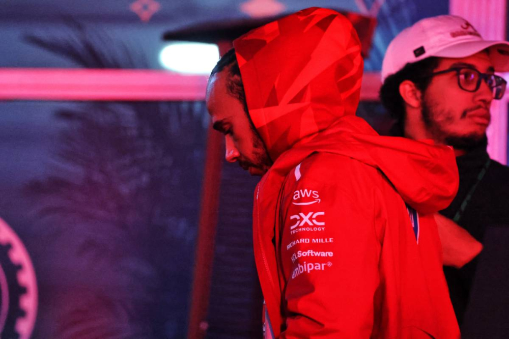 Lewis Hamilton au bord du gouffre : 2026 pourrait marquer la fin de sa carrière en F1