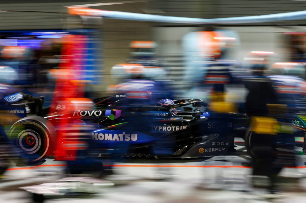 Privé de radio, Albon a vécu un GP de Las Vegas 