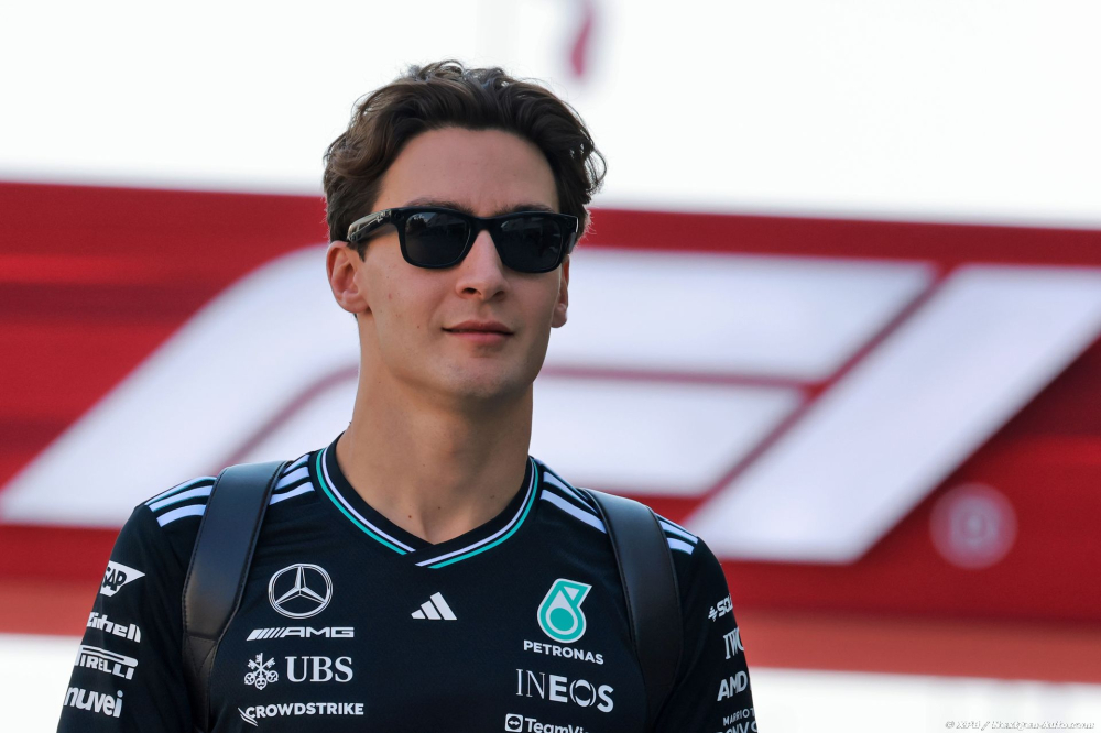'La F1 brasse des milliards' : Russell s'agace du bénévolat des commissaires