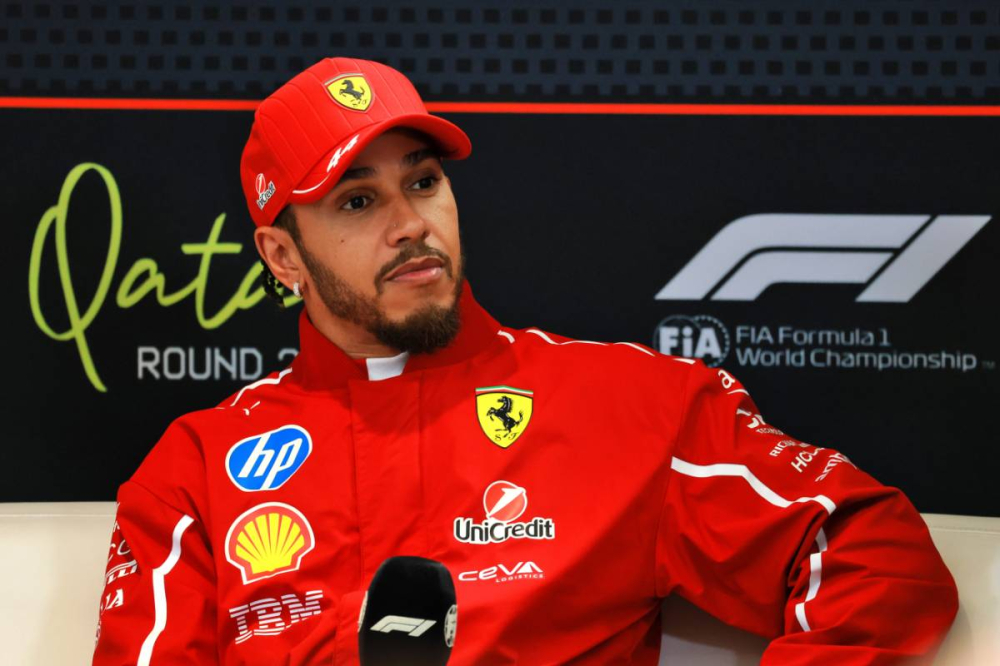 Lewis Hamilton assume tout : aucun regret malgré l’enfer vécu chez Ferrari