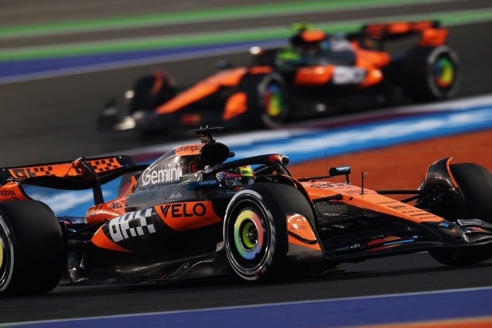 EL1 - McLaren se balade, Verstappen à une demi-seconde