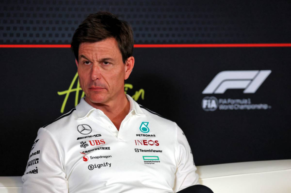 Toto Wolff explose après les accusations de Marko : 