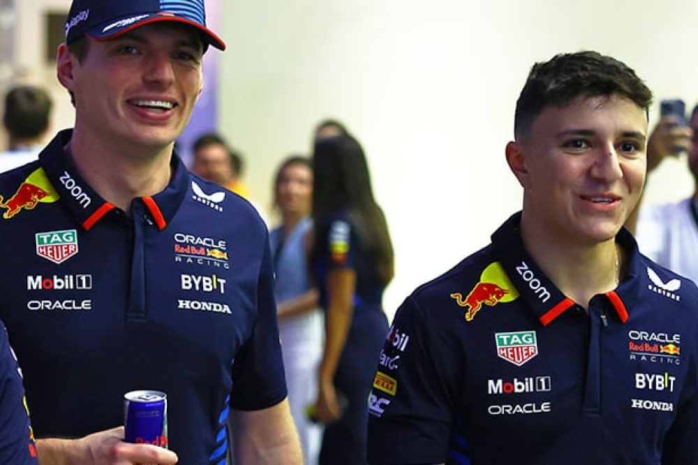Le pari Hadjar : le “petit Prost” peut-il vraiment défier Verstappen ?