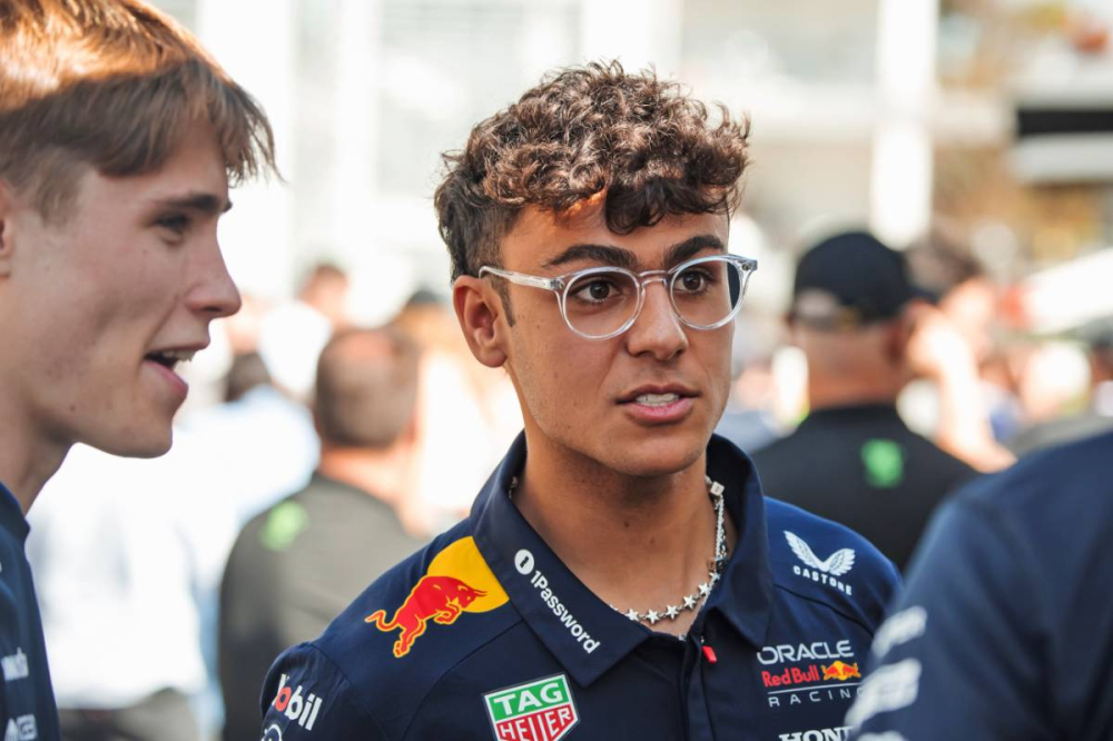 Arvid Lindblad mérite-il sa promotion en F1 ?