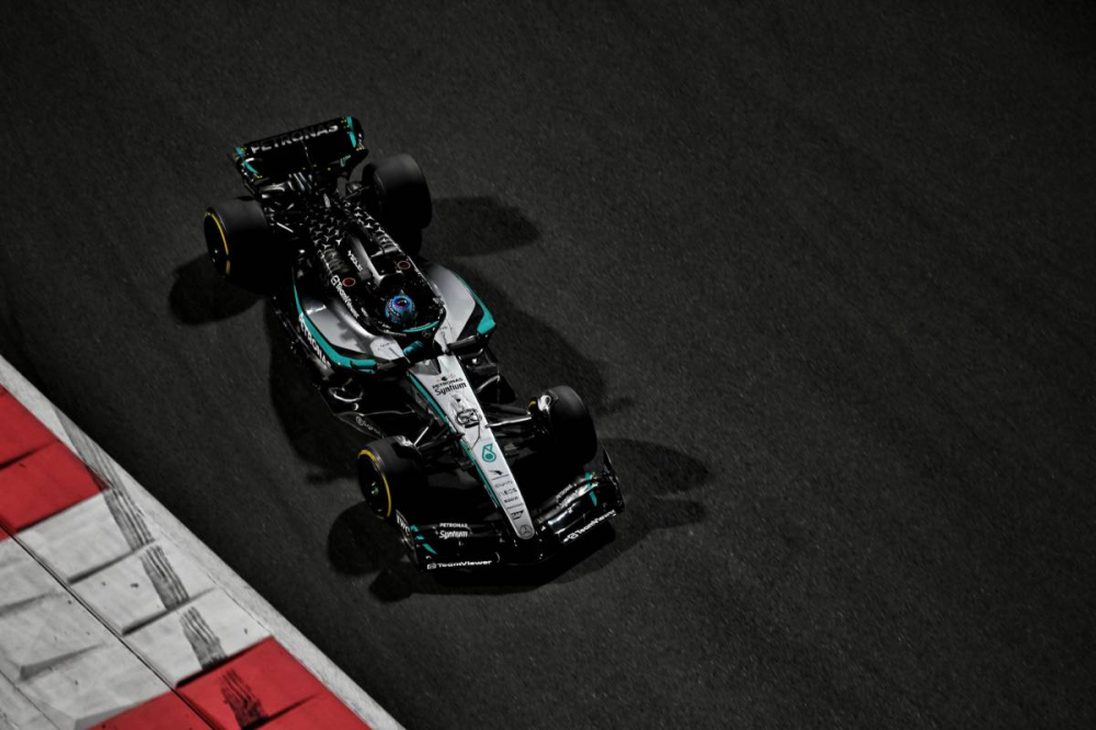 Russell frappe fort avant les qualifs : Norris et Verstappen battus de justesse en EL3