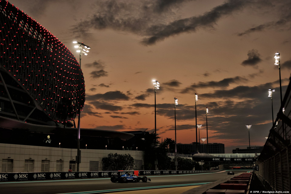 Williams F1 : Sainz et Albon piégés en qualif par un peloton ultra-serré