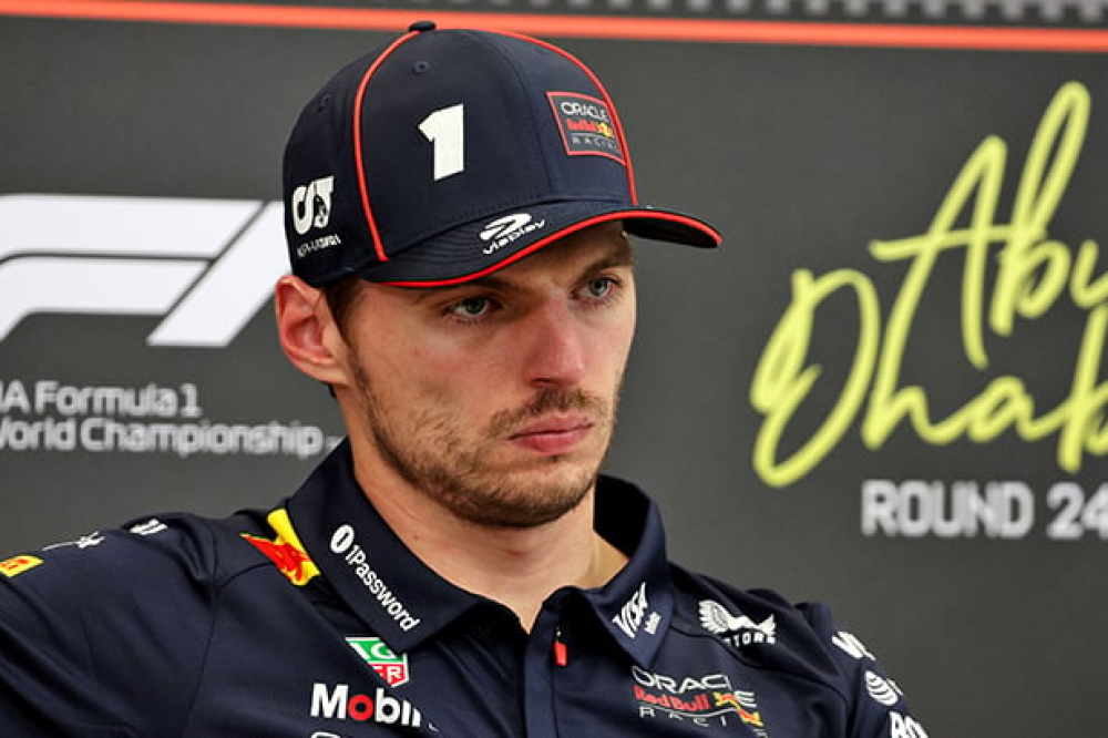 Verstappen en colère : “Vous me faites un sourire idiot ?”