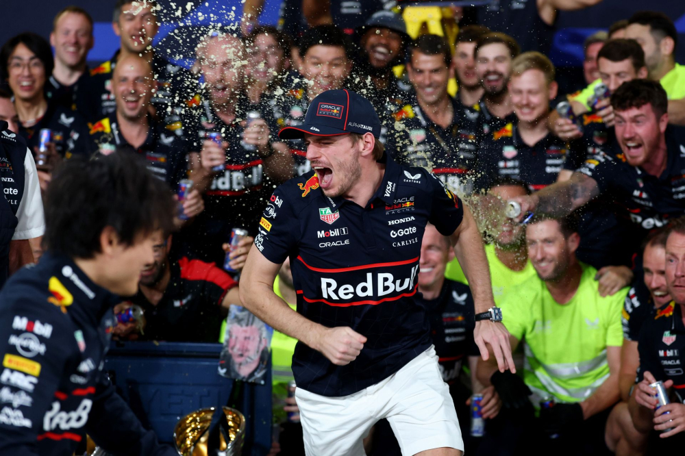 'Pour moi, il a gagné le titre' : le manager de Verstappen encense Max
