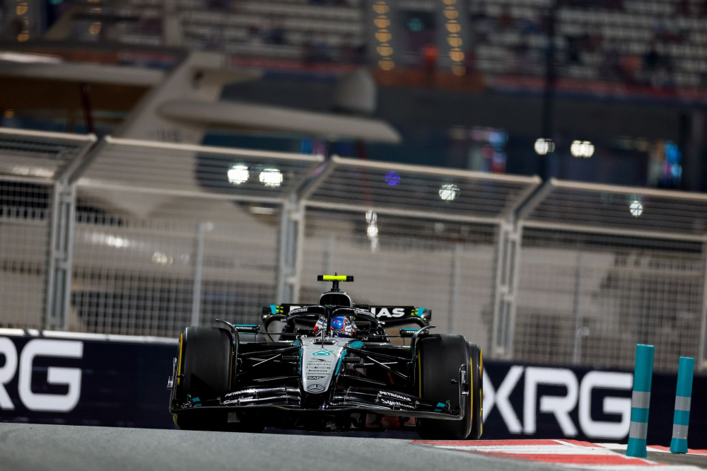 Rookie sous pression, Antonelli a 'tenu tête aux cannibales' de la F1 selon Wolff
