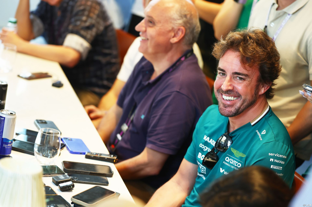 Button pousse Alonso à envisager une autre aventure après la F1