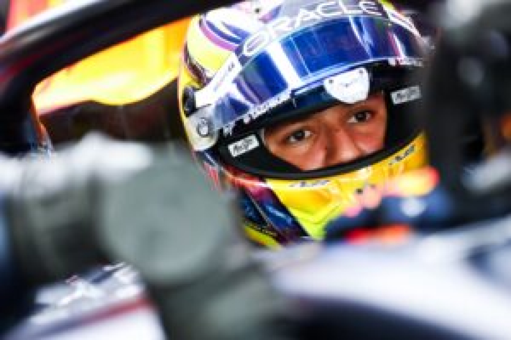 Isack Hadjar se sent « à l’aise » chez Red Bull après ses premiers essais