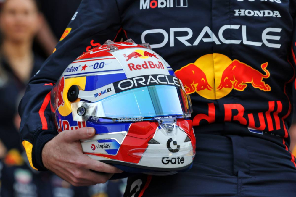 Max Verstappen tranche et change de numéro pour 2026, une première depuis son règne