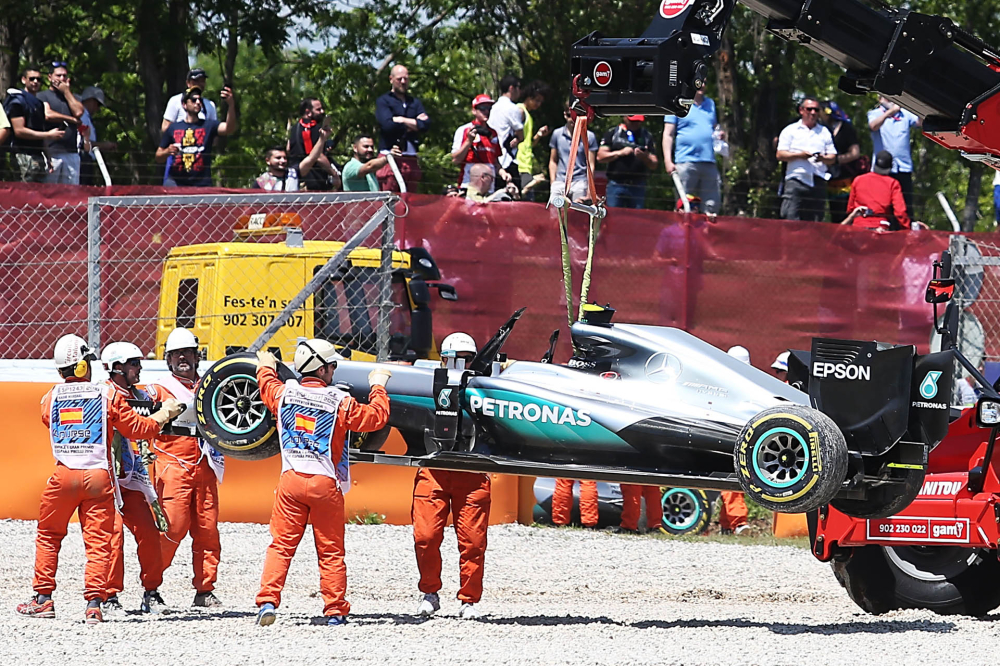 Rosberg dévoile le coût de son célèbre crash avec Hamilton à Barcelone