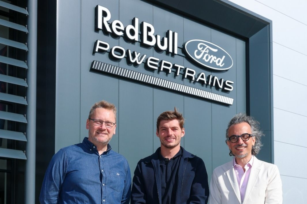 Le moteur Red Bull-Ford avance 