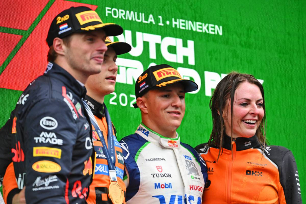 Isack Hadjar déjà comparé à Max Verstappen : un compliment aussi flatteur que dangereux