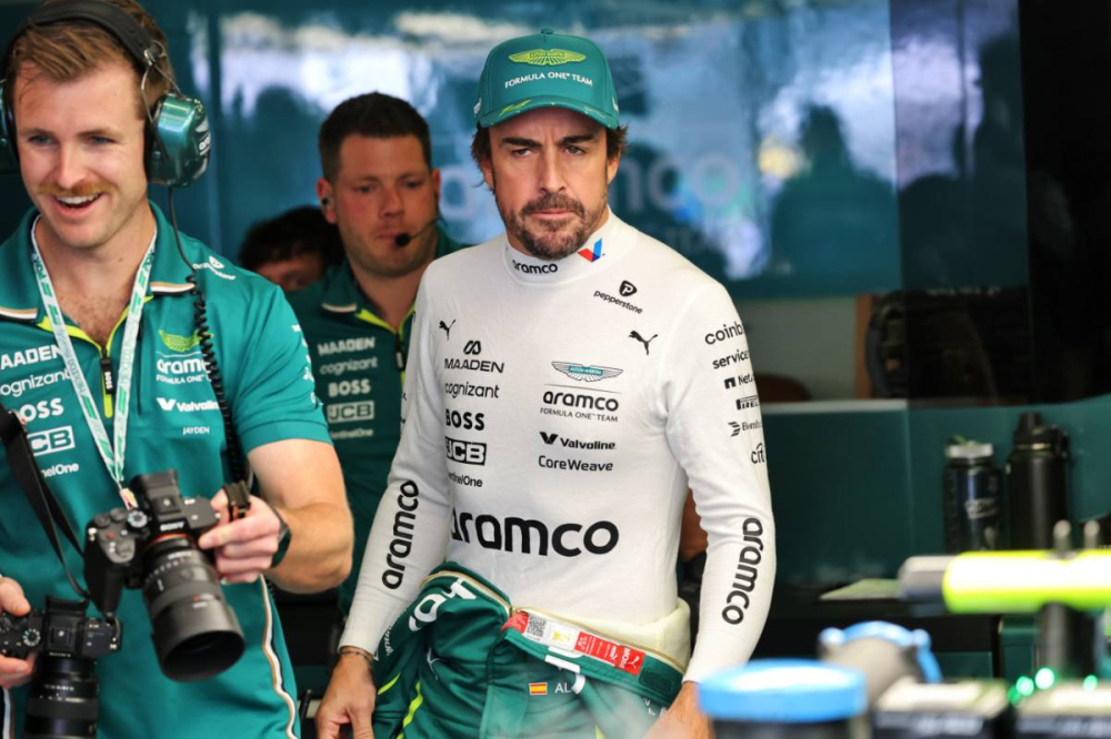 Fernando Alonso pointe un 