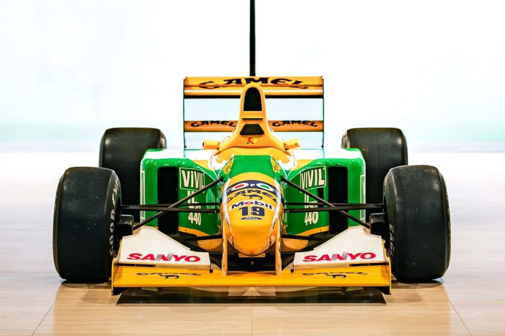 La première F1 victorieuse de Michael Schumacher est à vendre