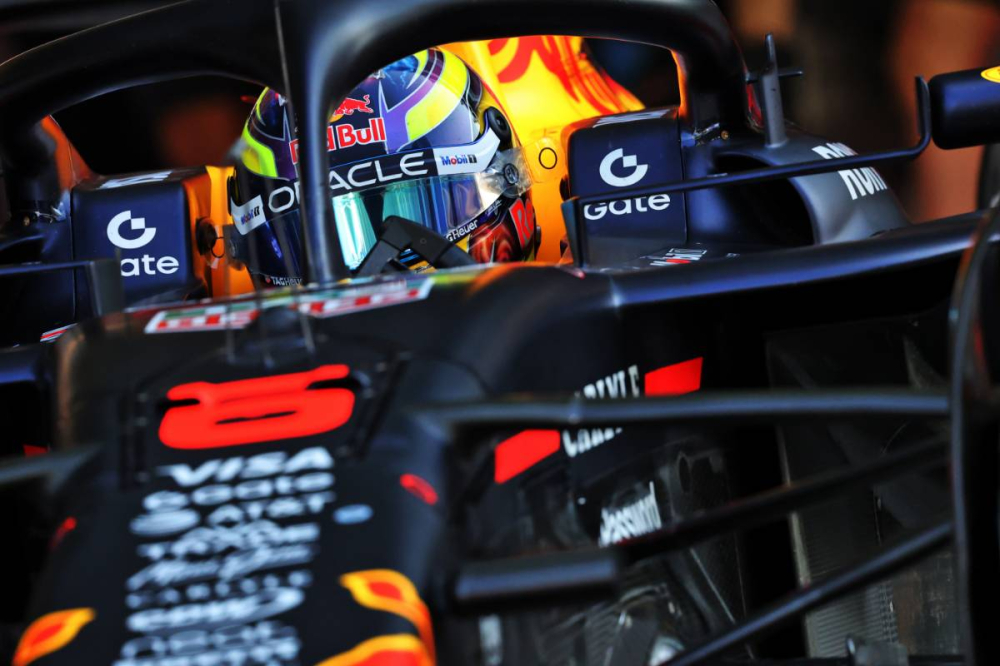 Isack Hadjar dévoile la clé pour ne pas sombrer aux côtés de Max Verstappen chez Red Bull