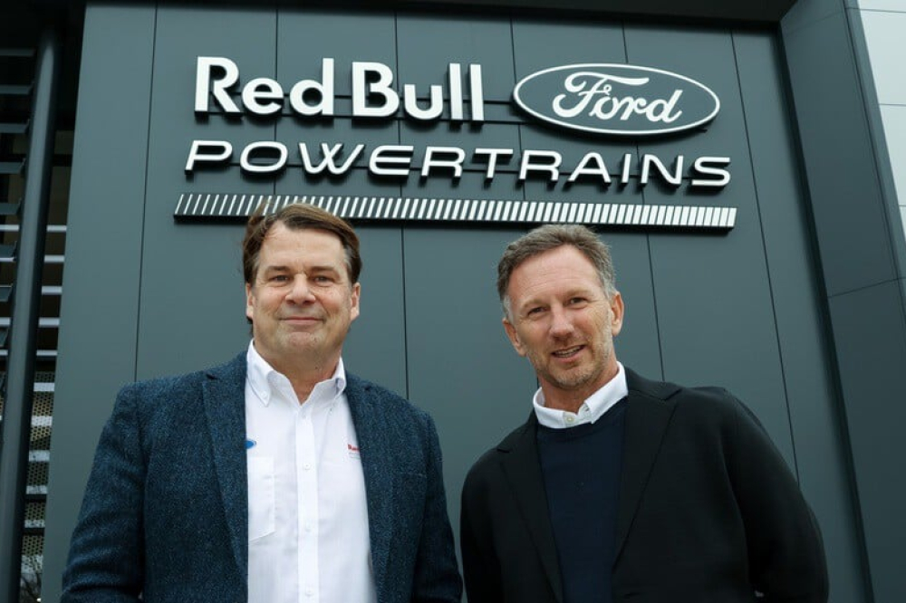 Le patron de Red Bull salue Christian Horner pour le deal avec Ford