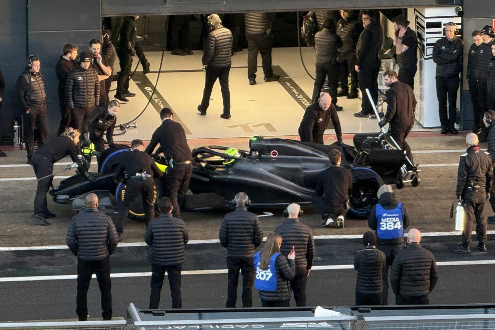 Cadillac en piste avant Ferrari : quand une équipe cliente dame le pion à la Scuderia