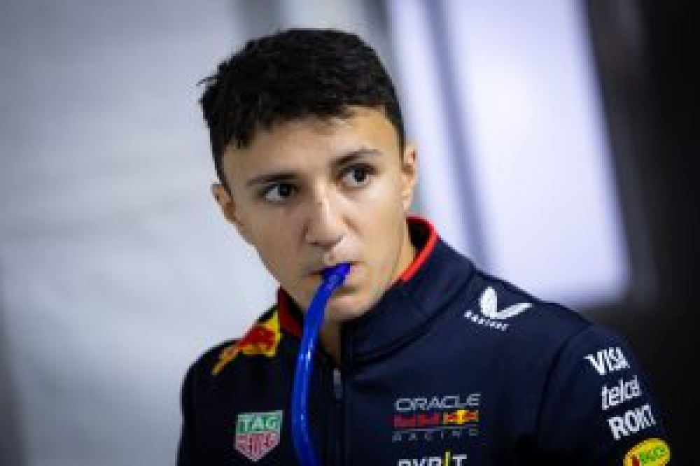 Hadjar aborde sans peur le « deuxième baquet » Red Bull