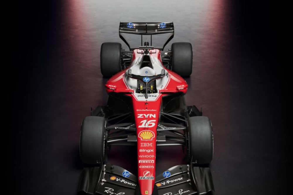 On a assisté aux ultimes préparatifs de la nouvelle Ferrari SF-26 avant sa présentation