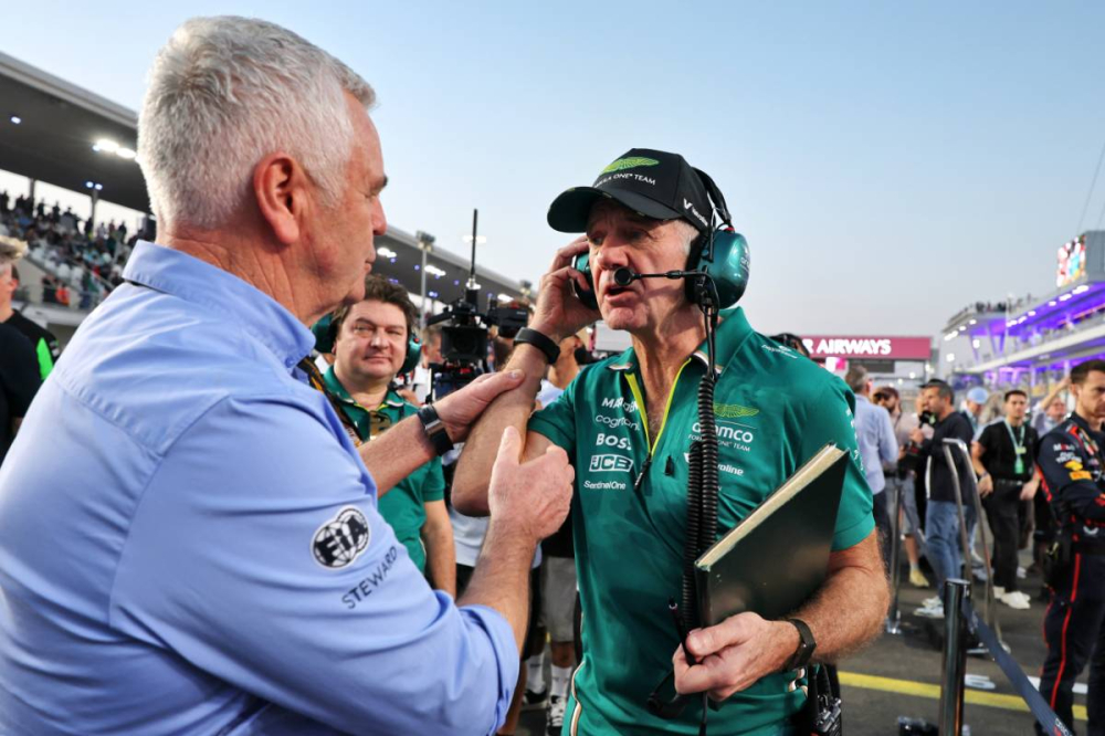 Damon Hill veut croire à la baguette magique d'Adrian Newey