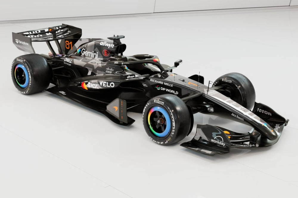 McLaren lève le voile sur sa livrée 2026 pour le shakedown de Barcelone