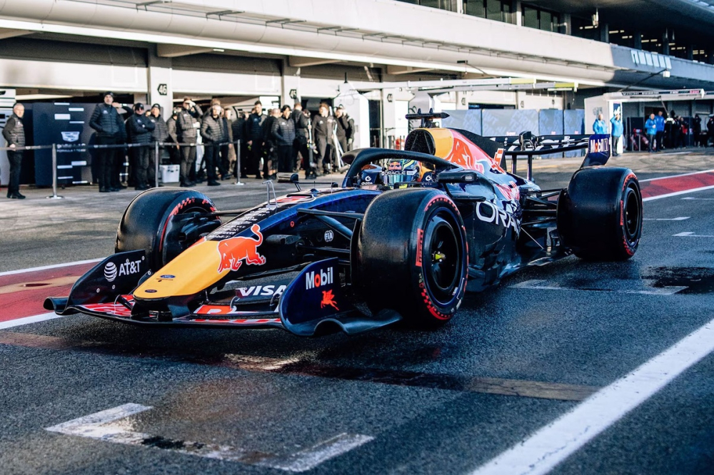 Hadjar surpris par Red Bull : 