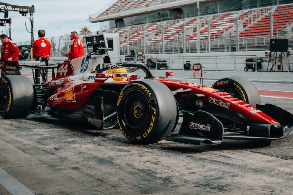 Tests F1 de Barcelone : Lewis Hamilton et Ferrari assomment la concurrence