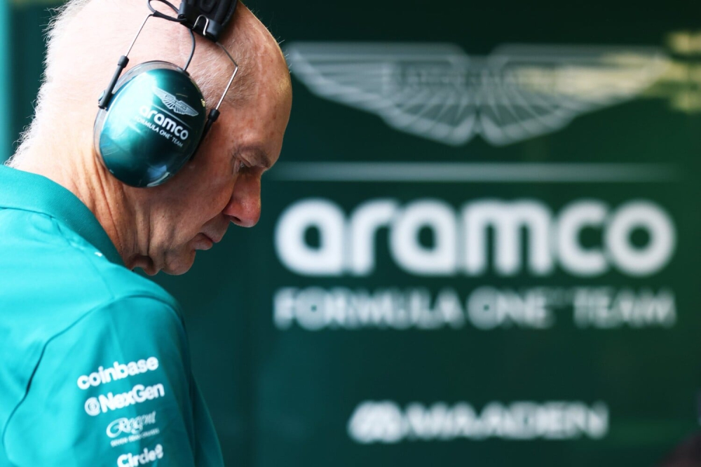 Adrian Newey cash sur l’IA : pourquoi Aston Martin n’utilise pas ChatGPT pour se développer