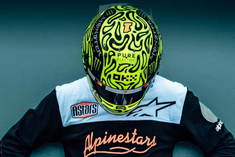 Lando Norris dévoile son casque 2026 de champion du monde
