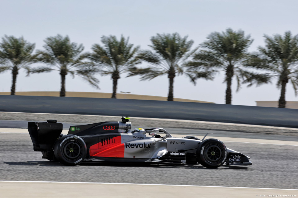 Vidéo - Toutes les F1 2026 en livrée définitive en piste à Bahreïn