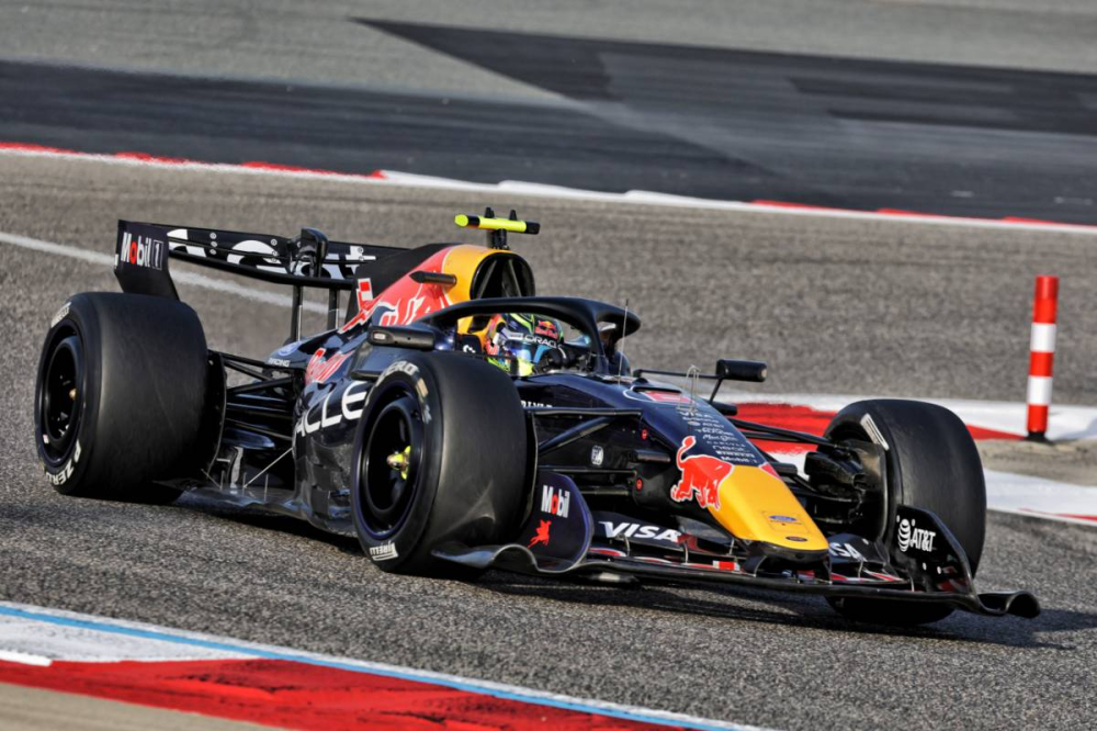 Red Bull déjà loin devant ? Carlos Sainz impressionné par les données GPS à Bahreïn