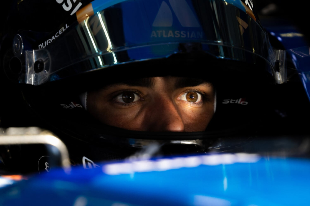 Carlos Sainz dans le flou : Williams comble son retard, mais il y a encore du pain sur la planche