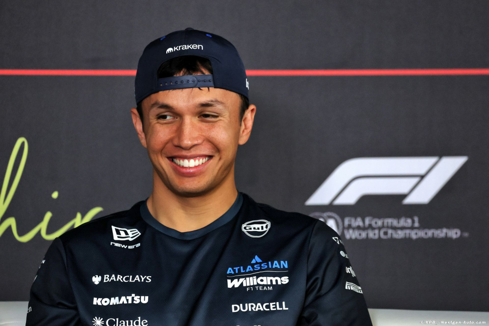 Albon relativise le chaos observé lors des départs en essais