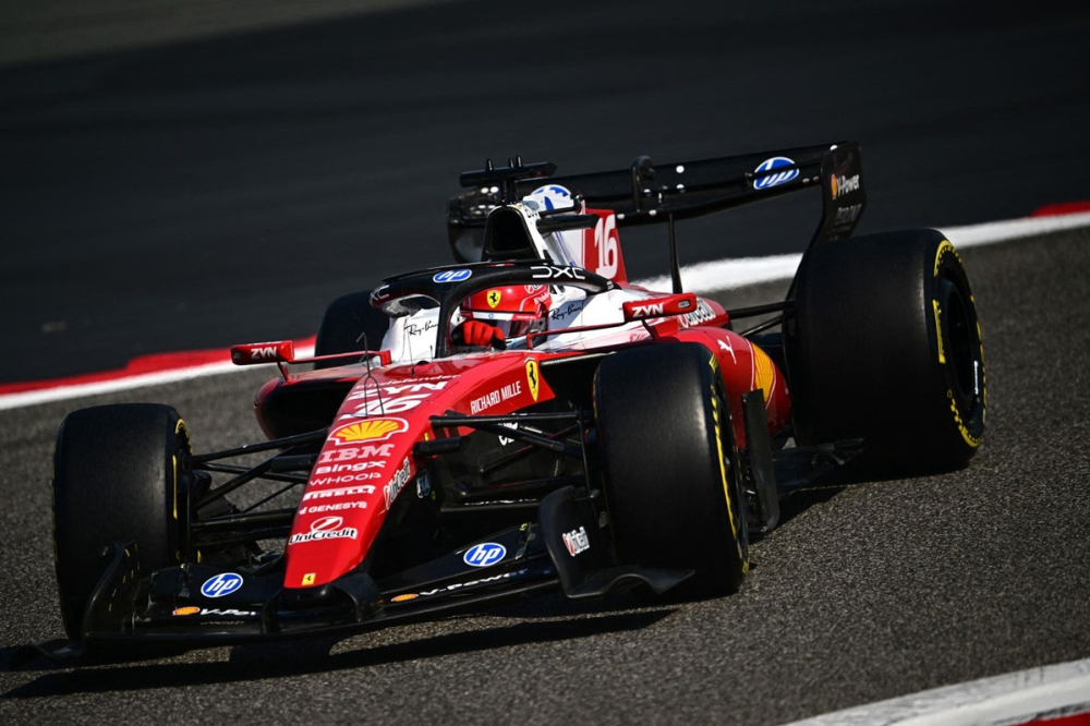 Ferrari et Leclerc s'offrent le meilleur temps, Aston Martin plonge dans la crise
