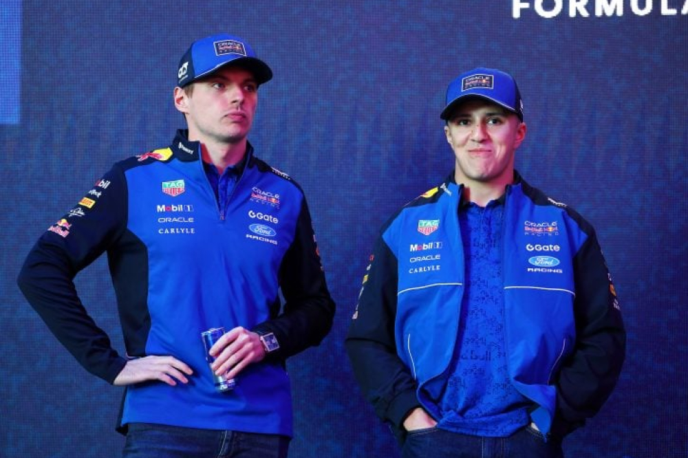 Hadjar face à Verstappen : un défi assumé et une intégration déjà maîtrisée