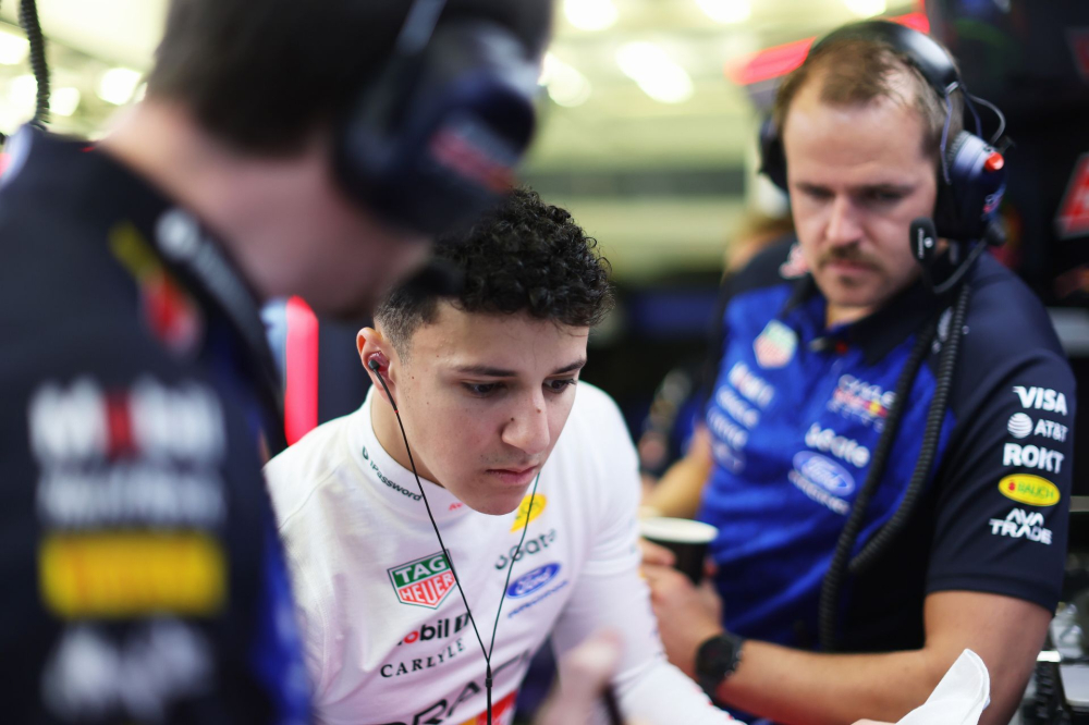 'Il fait un très, très bon travail' : Hadjar séduit Red Bull avec son engagement