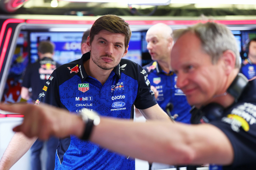 Sans ses figures historiques, Red Bull a placé Verstappen en première ligne