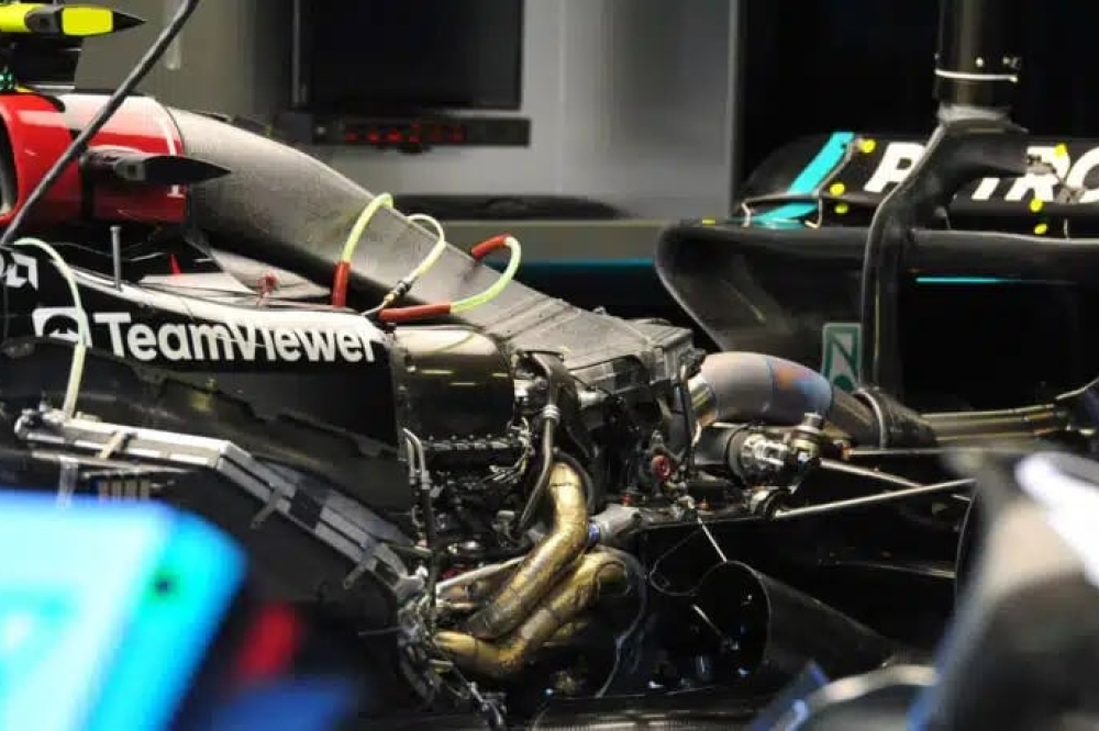 Coulthard critique la FIA après la polémique sur le taux de compression du moteur Mercedes
