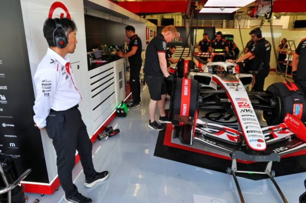 Komatsu anticipe un choc en qualifications à Melbourne pour l’entrée dans l’ère 2026