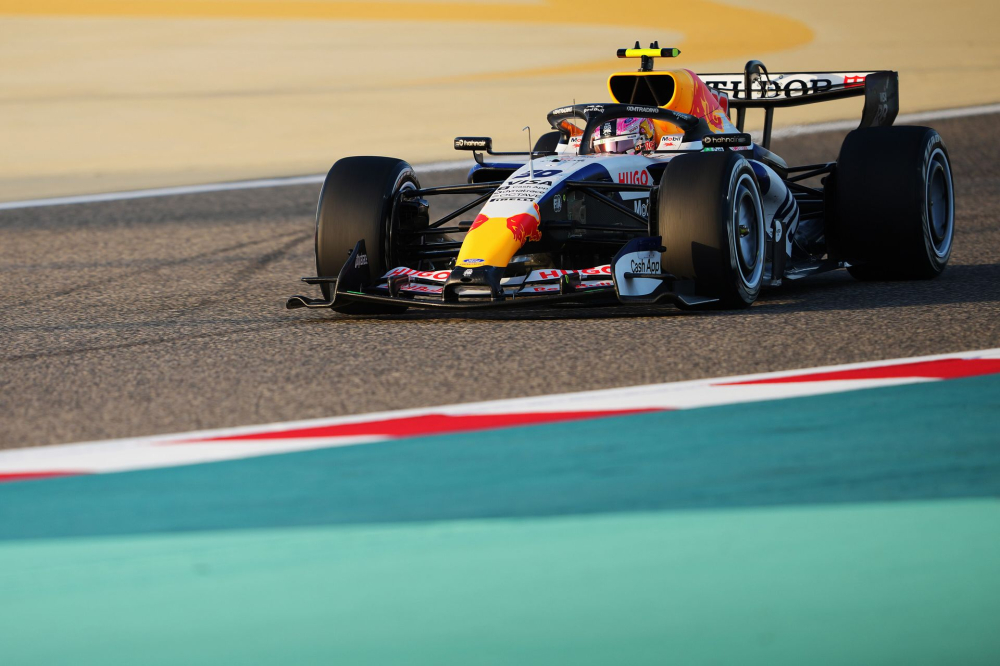 Lawson est 'enthousiaste' face aux F1 2026, Lindblad a attendu ce moment 'toute sa vie'