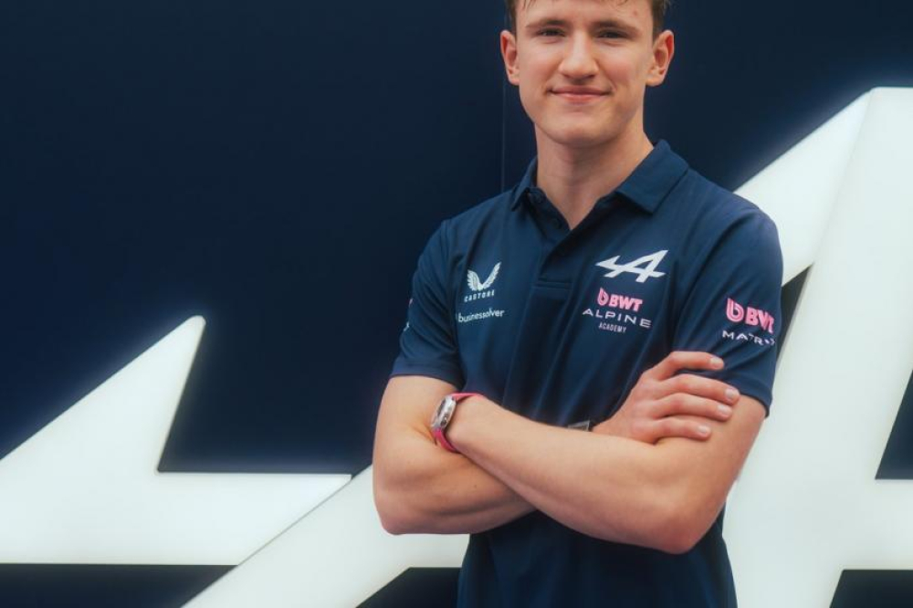 L'Irlandais Alex Dunne s'engage avec l'Alpine Academy