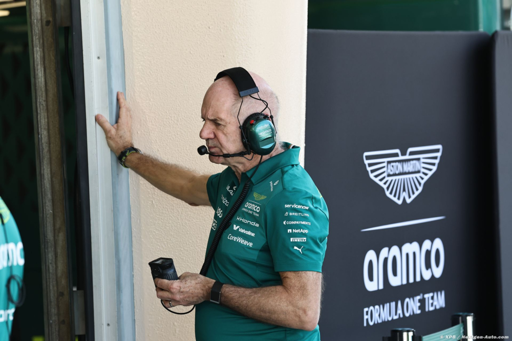Newey reconnaît être ‘distrait' par son rôle de directeur d'écurie