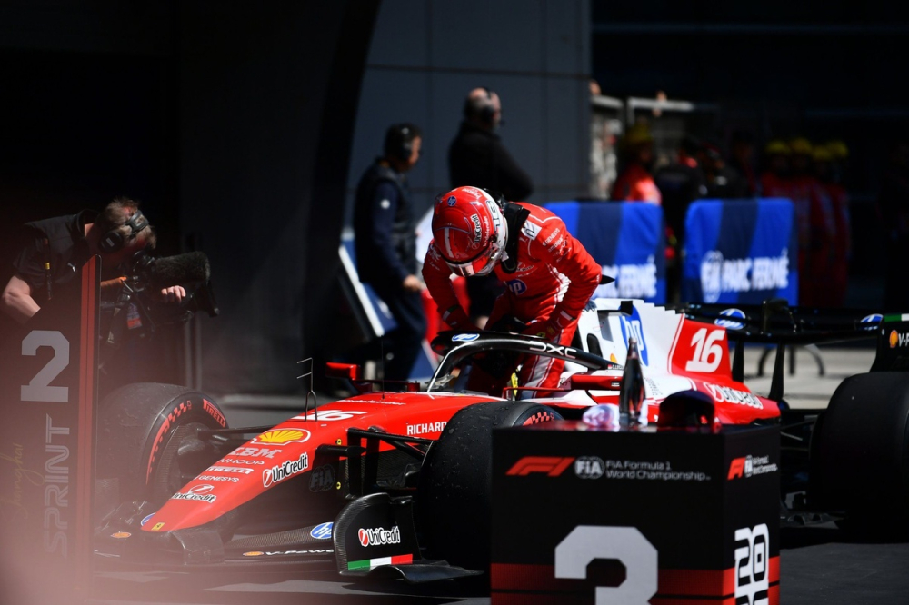 Leclerc a frôlé la catastrophe au sprint : 