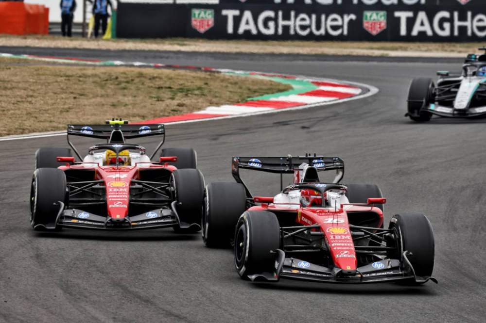 Ferrari assume un pari risqué en Chine : Vasseur admet que l’équipe pouvait paraître 