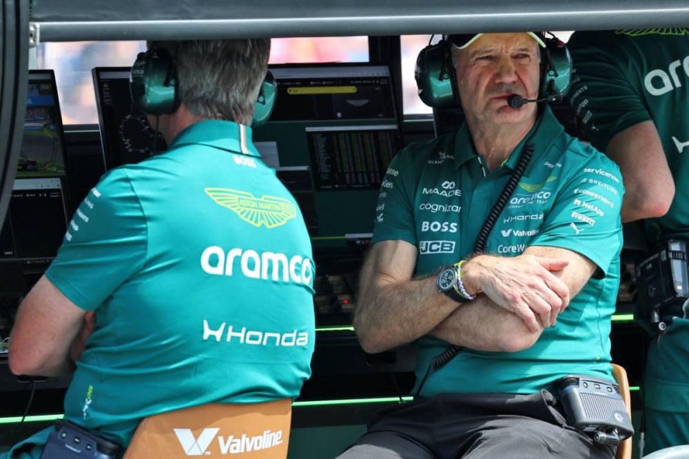 Aston Martin dément : Adrian Newey reste bien aux commandes