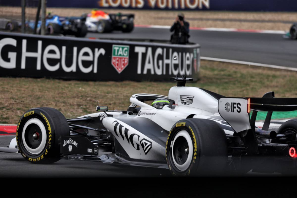 Mario Andretti voit Cadillac intégrer le top 10 avant la fin de la saison